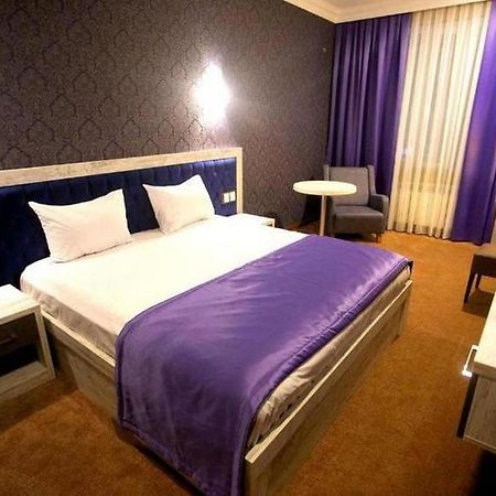 Royal Sapphire Hotel Baku Bagian luar foto