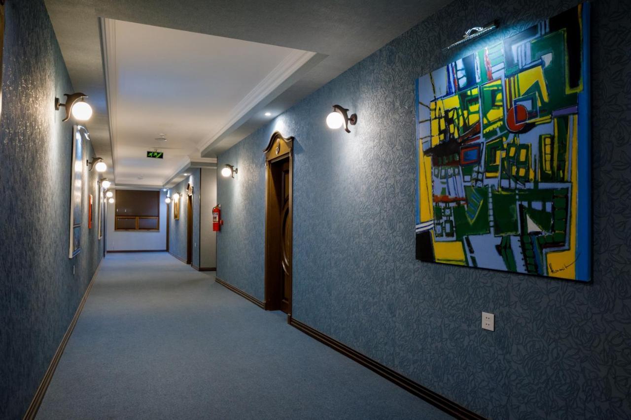 Royal Sapphire Hotel Baku Bagian luar foto