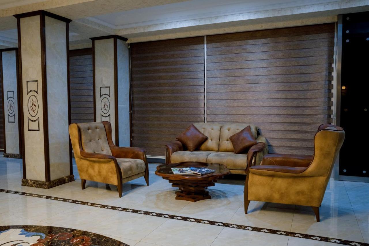 Royal Sapphire Hotel Baku Bagian luar foto