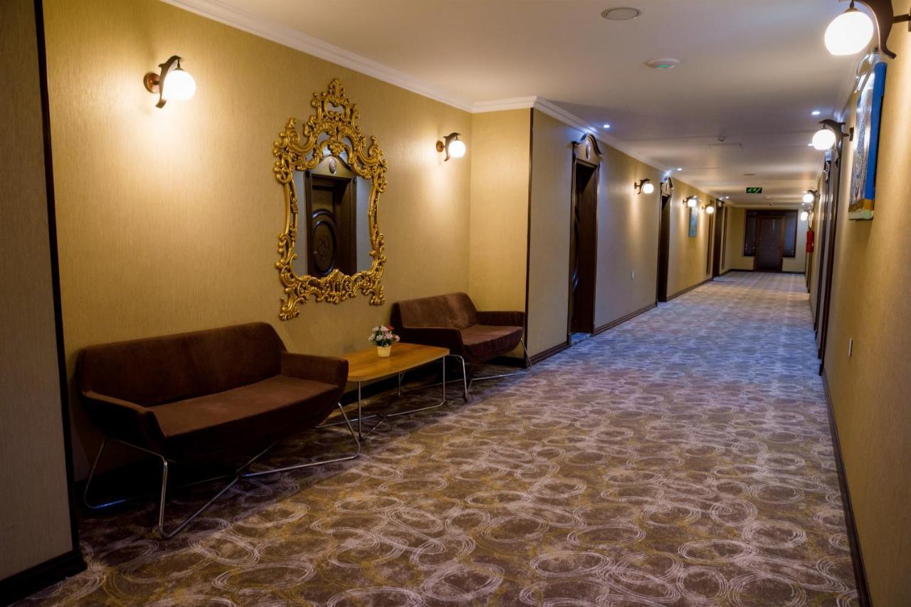 Royal Sapphire Hotel Baku Bagian luar foto