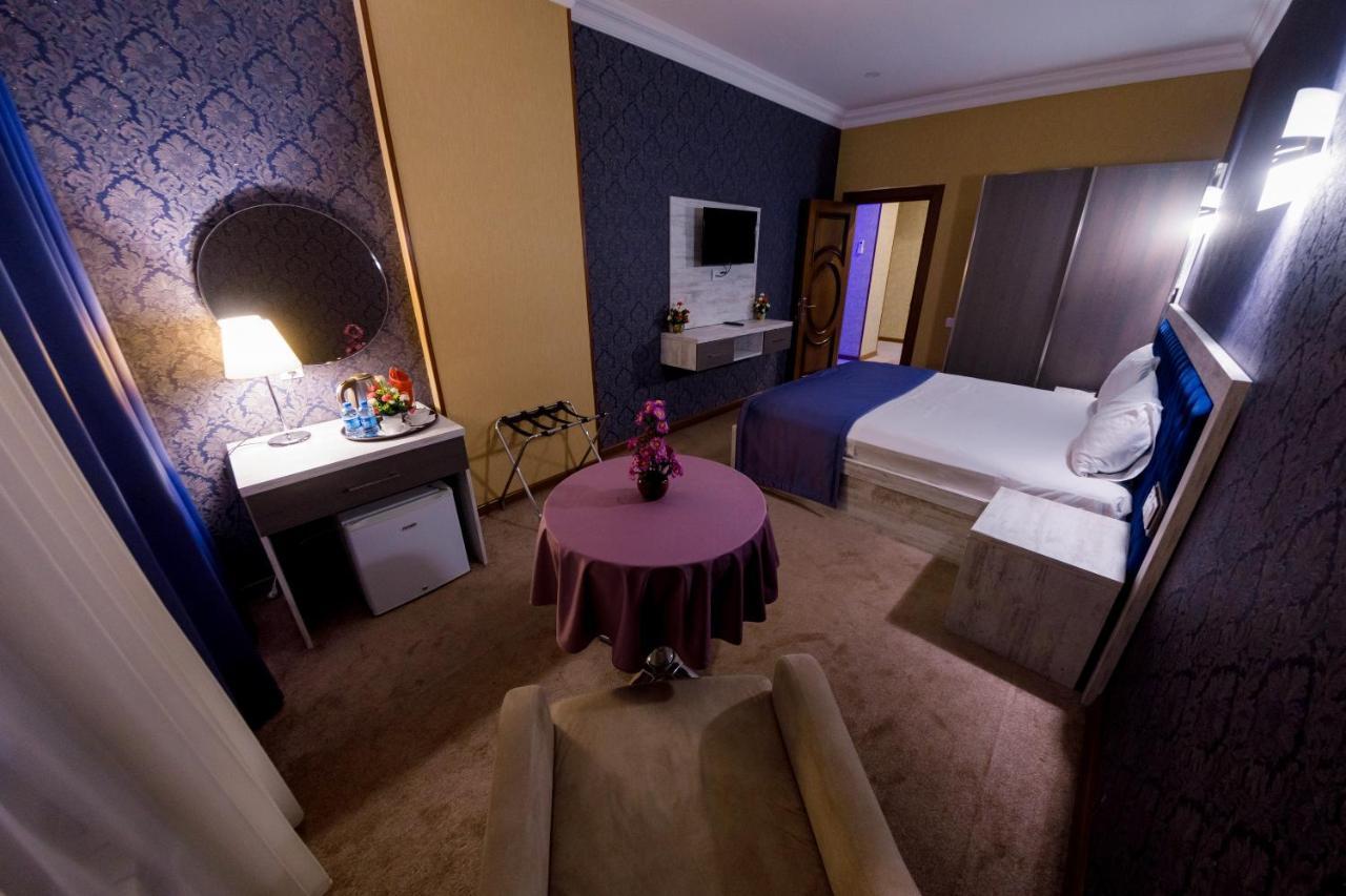 Royal Sapphire Hotel Baku Bagian luar foto