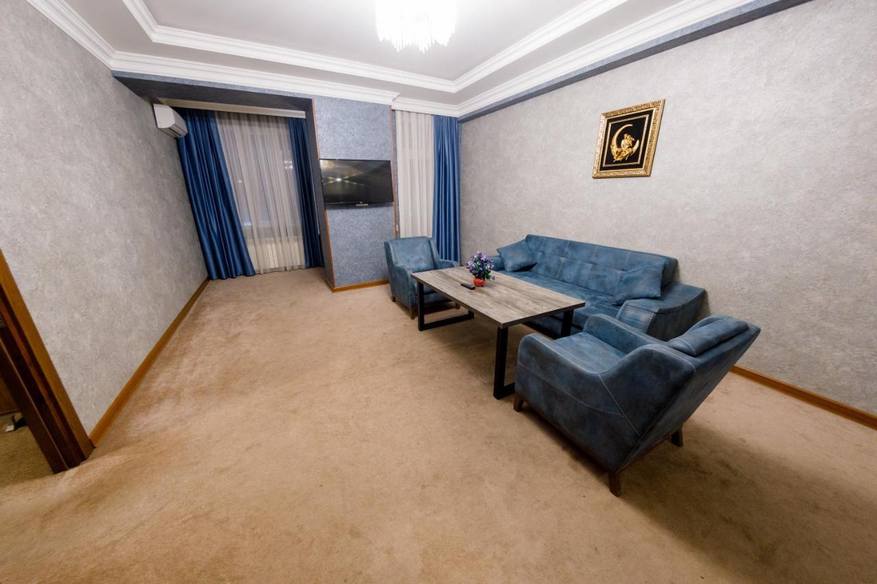 Royal Sapphire Hotel Baku Bagian luar foto